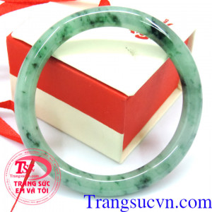 Vòng tay cẩm thạch thiên nhiên