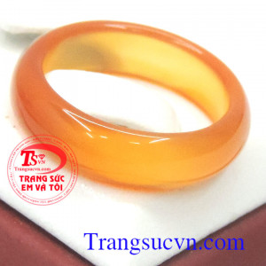 Nhẫn mã não nhỏ đẹp