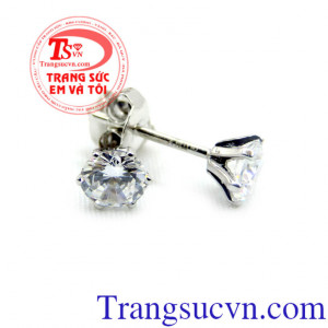 Bông tai vàng trắng nhỏ xinh thương hiệu Em và Tôi đảm bảo về chất lượng.