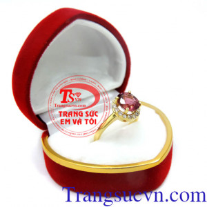 Nhẫn vàng nữ đính đá tourmaline