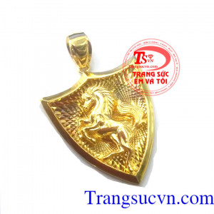 Mặt dây chuyền nam con ngựa là món quà ý nghĩa dành cho phái mạnh. Mặt dây chuyền nam con ngựa chất lượng.