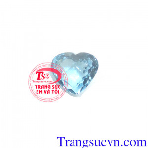 Trái tim topaz tinh tế