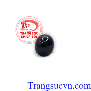 Sapphire lam đậm tự nhiên