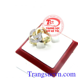 Nhẫn nữ cách điệu, nhẫn nữ vàng tây thời trang, dành cho những cô nàng yêu mua sắm và là tín đồ thời trang.