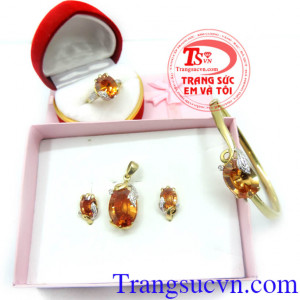 Bộ trang sức nhẫn, vòng tay,mặt dây, bông tai nữ mệnh Kim đẹp. Bộ trang sức nữ mệnh Kim