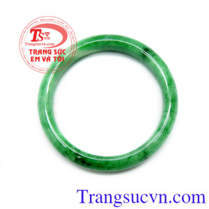 Vòng tay phong thủy