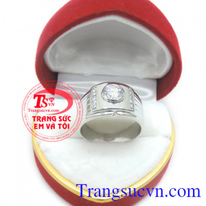 Nhẫn nam vàng thời trang sang trọng, thương hiệu bền đẹp, chất lượng, là món quà tặng ý nghĩa cho người yêu thương.