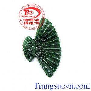Mặt quạt ngọc đều màu