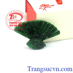 Mặt quạt ngọc đều màu