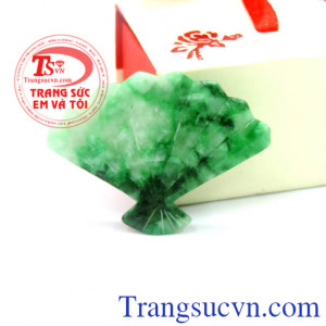 Quạt ngọc phong thủy thiên nhiên
