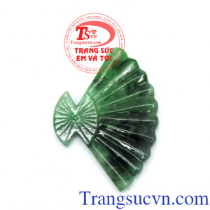 Quạt ngọc vân đẹp tự nhiên