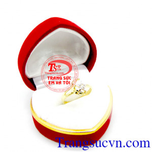 Nhẫn vàng trăng và sao