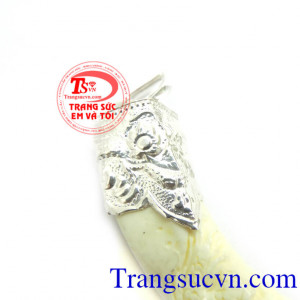 Mặt bạc cho nam bằng bạc hợp thời trang, sang trọng, đảm bảo chất lượng, bảo vệ sức khỏe, diệt khuẩn, tránh gió, an toàn, giao toàn quốc.