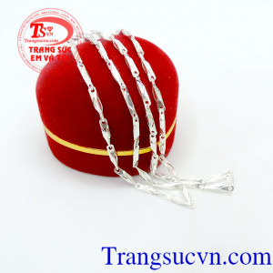 Dây bạc nữ làm quà tặng