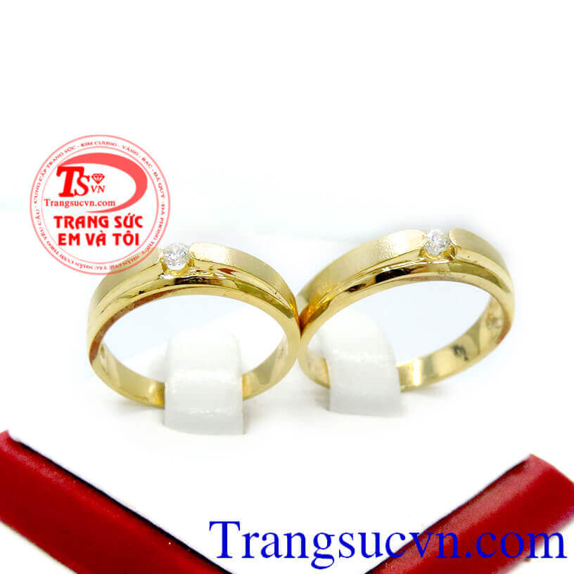 Cặp nhẫn cưới vàng 18k kim cương thiên nhiên