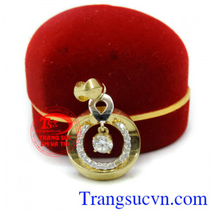 Thích hợp làm quà tặng cho người thân và bạn bè. Mặt dây chuyền nữ vàng tây đá quý