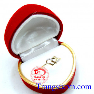 Nhẫn trái tim biết yêu