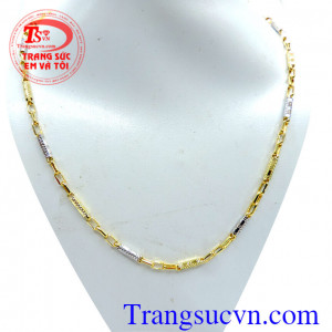 Dây chuyền nam tròn sáng đẹp bền và tinh tế,dây chuyền vàng làm cho nam trở nên mạnh mẽ, dây chuyền vàng được ưa chuộng nhất trong năm