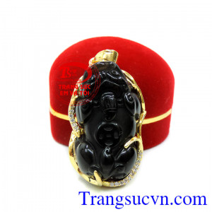 Mặt dây tỳ hưu đá obsidian bọc vàng nam tính, sang trọng. Mặt dây tỳ hưu đá obsidian bọc vàng đẹp