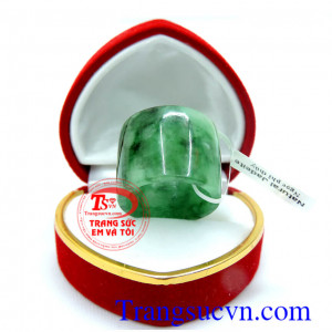 Nhẫn ngọc phỉ thúy cao bản chất lượng đảm bảo,nhẫn cẩm thạch thiên nhiên có giấy kiểm định,nhẫn ngọc phỉ thúy,nhẫn cẩm thạch,nhẫn ngọc cẩm thạch, nhẫn ngọc phỉ thúy