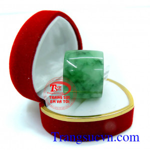 Nhẫn ngọc phỉ thúy cao bản chất lượng đảm bảo,nhẫn cẩm thạch thiên nhiên có giấy kiểm định,nhẫn ngọc phỉ thúy,nhẫn cẩm thạch,nhẫn ngọc cẩm thạch, nhẫn ngọc phỉ thúy
