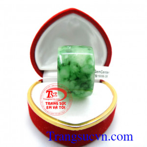 Nhẫn Jadeite có kiểm định