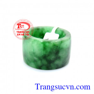 Nhẫn ngọc có hồn của đất Mẹ
