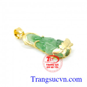 Chiếc Mặt phật quan âm xanh ngọc chất lượng vàng dảm bảo chất lượng vàng,phật cẩm thạch dành cho nữ tinh tế. 