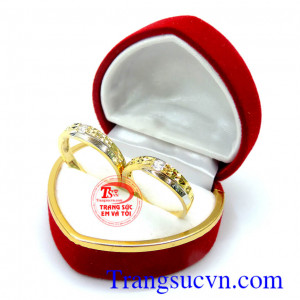 Nhẫn cưới vàng tây sang trọng