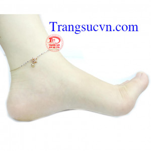 Lắc chân ngôi sao đính đá mang lại hi vọng, may mắn, điềm lành cho người đeo. phù hợp với mọi khách hàng có nhu cầu. lắc chân vàng tây.