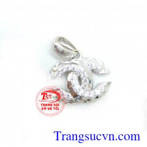 Mặt dây chuyền nữ vàng tây món quà ý nghĩa trong các dịp sinh nhật, lễ tết và kỷ niệm.