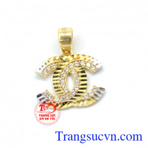 Sản phẩm mặt dây chuyền vàng được thiết kế và chế tác trên máy 3D đảm bảo tinh xảo khách hàng ưa chuộng nhiều năm.