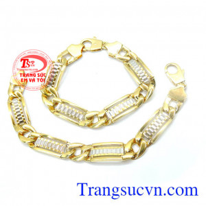 Lắc tay vàng tây dành cho nam với thiết kế truyền thống các mắt vàng gắn vào nhau tạo thành chiếc lắc tay vàng cho nam