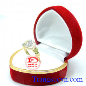 Nhẫn nữ vàng tây 10k họa tiết đẹp đeo hợp thời trang, tinh tế.