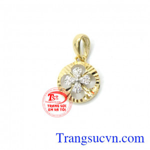 Sản phẩm mặt dây chuyền nữ kiểu dáng đẹp mẫu mã đa dạng bán hàng uy tín bán hàng trên toàn quốc thanh toán nhanh chóng tiện lợi