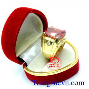 Nhẫn vàng tây đá đỏ