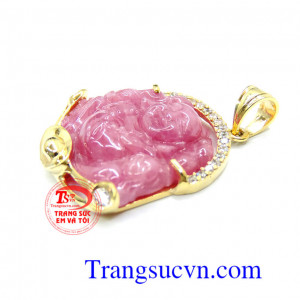 Mặt phật ruby bọc vàng TSVN mang lại may mắn, tài lộc.