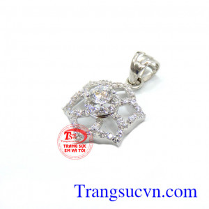 Mặt dây vàng trắng kim cương