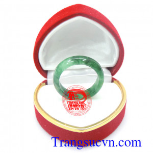 Nhẫn ngón trỏ ngọc ngọc cẩm thạch