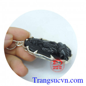 Mặt phật sắc nét đá đen