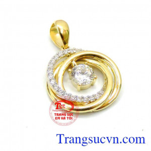 Mặt nữ vàng thanh lịch