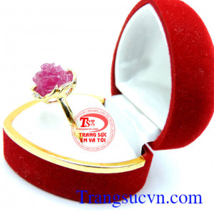 Nhẫn nữ vàng ruby hoa hồng ngọc