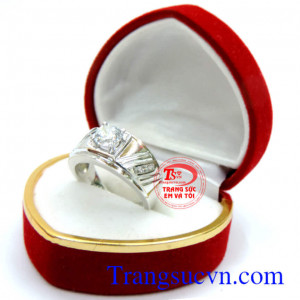 Nhẫn vàng trắng sang trọng