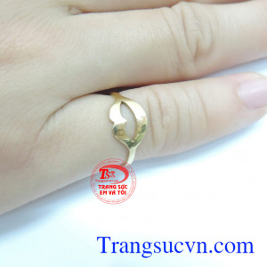 Nhẫn môi ngón út phong cách Hàn