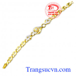 Lắc tay nữ 10k thiết kế tinh tế đem lại nét quyễn rũ và ngọt ngào cho phái nữ. Vòng nữ ngọt ngào nữ tính