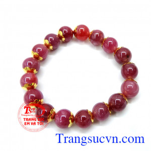 Vòng ngọc nữ Ruby sang trọng