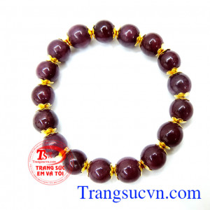 Vòng tay mận chín ruby đẹp
