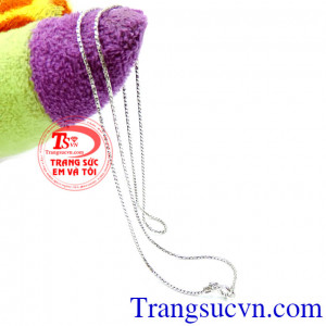 Dây chuyên sáng bóng