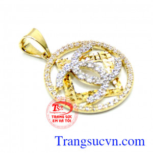 Sản phẩm mặt dây nữ vàng tây 10k bán hàng trên toàn quốc giao hàng tận nơi.