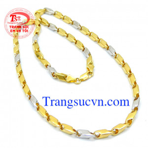 Sản phẩm bảo hành uy tín, giao hàng toàn quốc. Dây chuyền vàng đẹp.